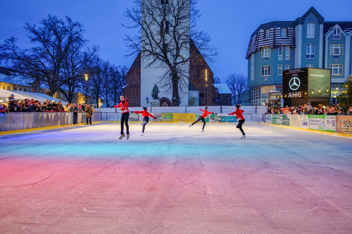 Eisdecke über'm Marktplatz